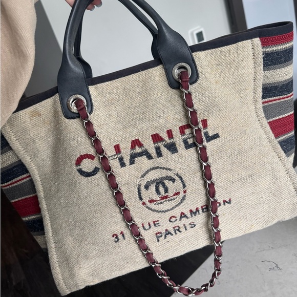 Chanel Deauville Tote Canvas with striped Detail - Picture 1 of 7